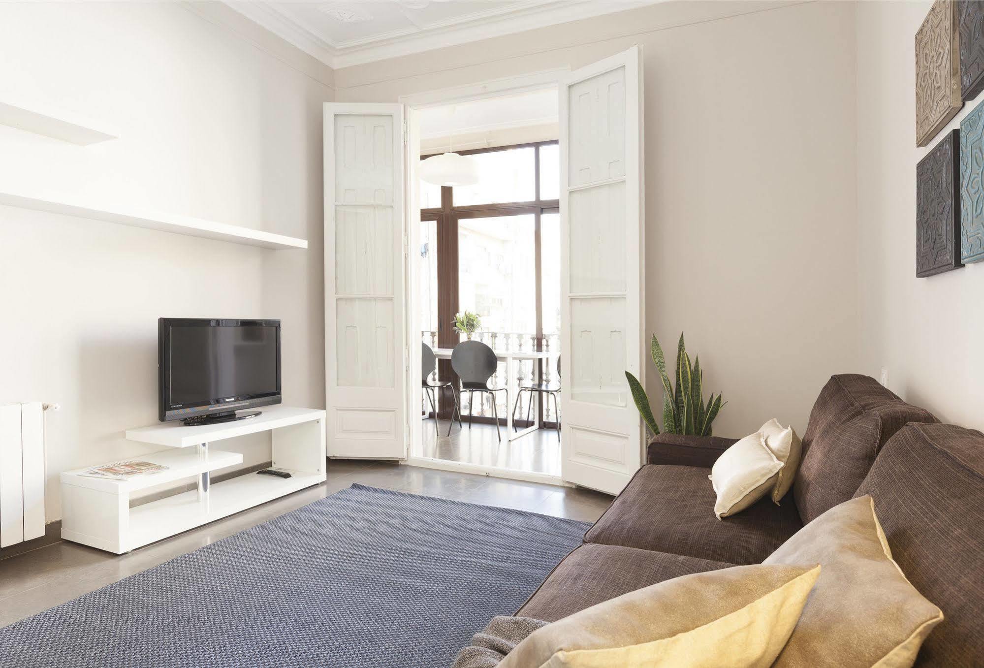 Easy Sleep Gaudi Terrace Apartment Барселона Екстериор снимка