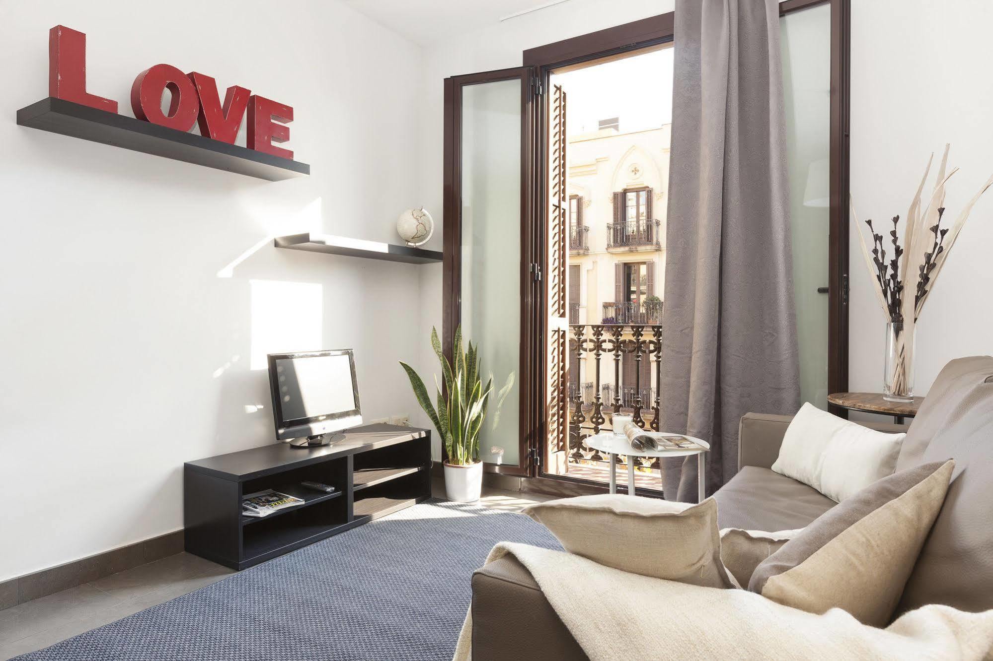 Easy Sleep Gaudi Terrace Apartment Барселона Екстериор снимка