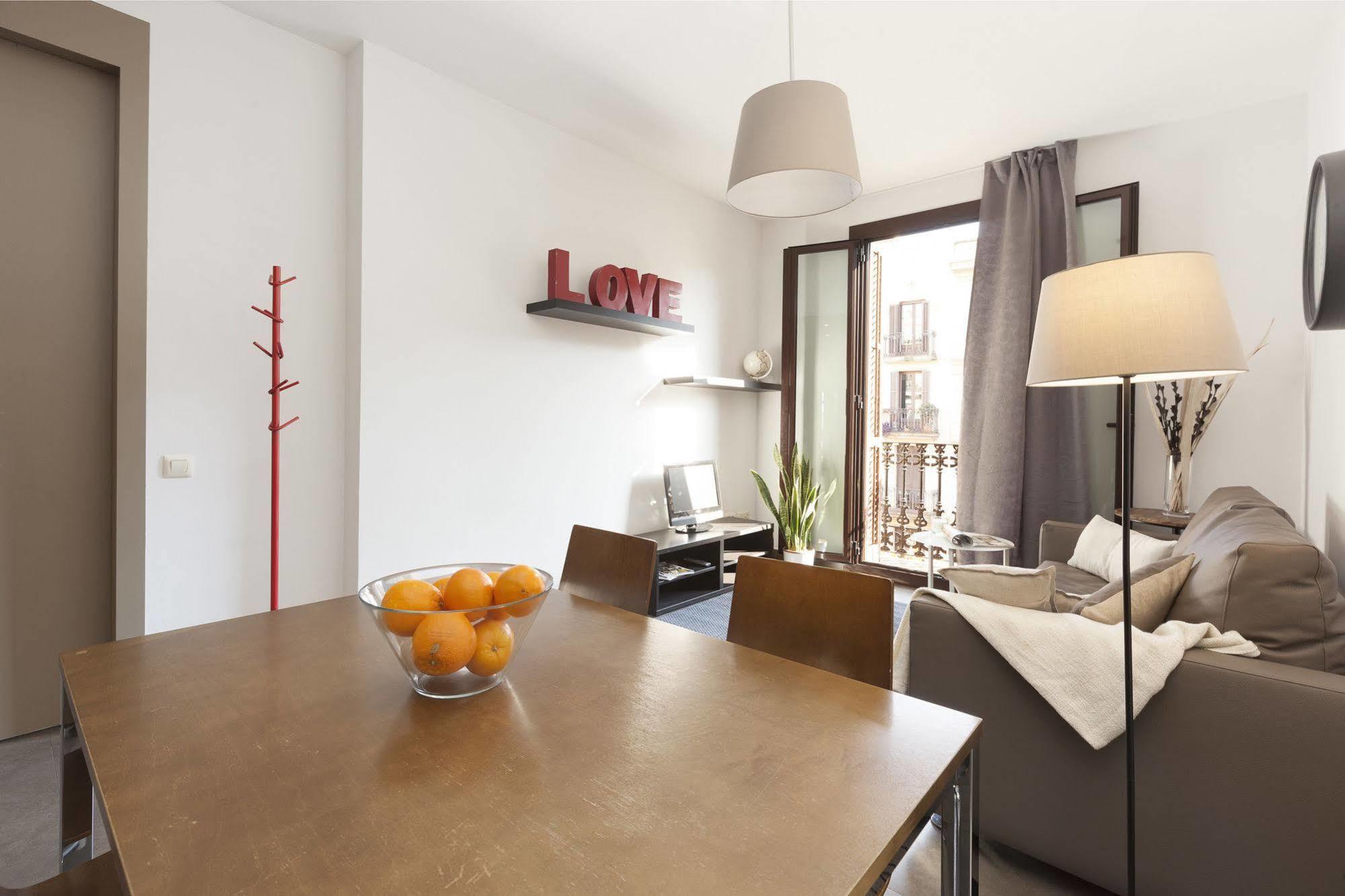 Easy Sleep Gaudi Terrace Apartment Барселона Екстериор снимка