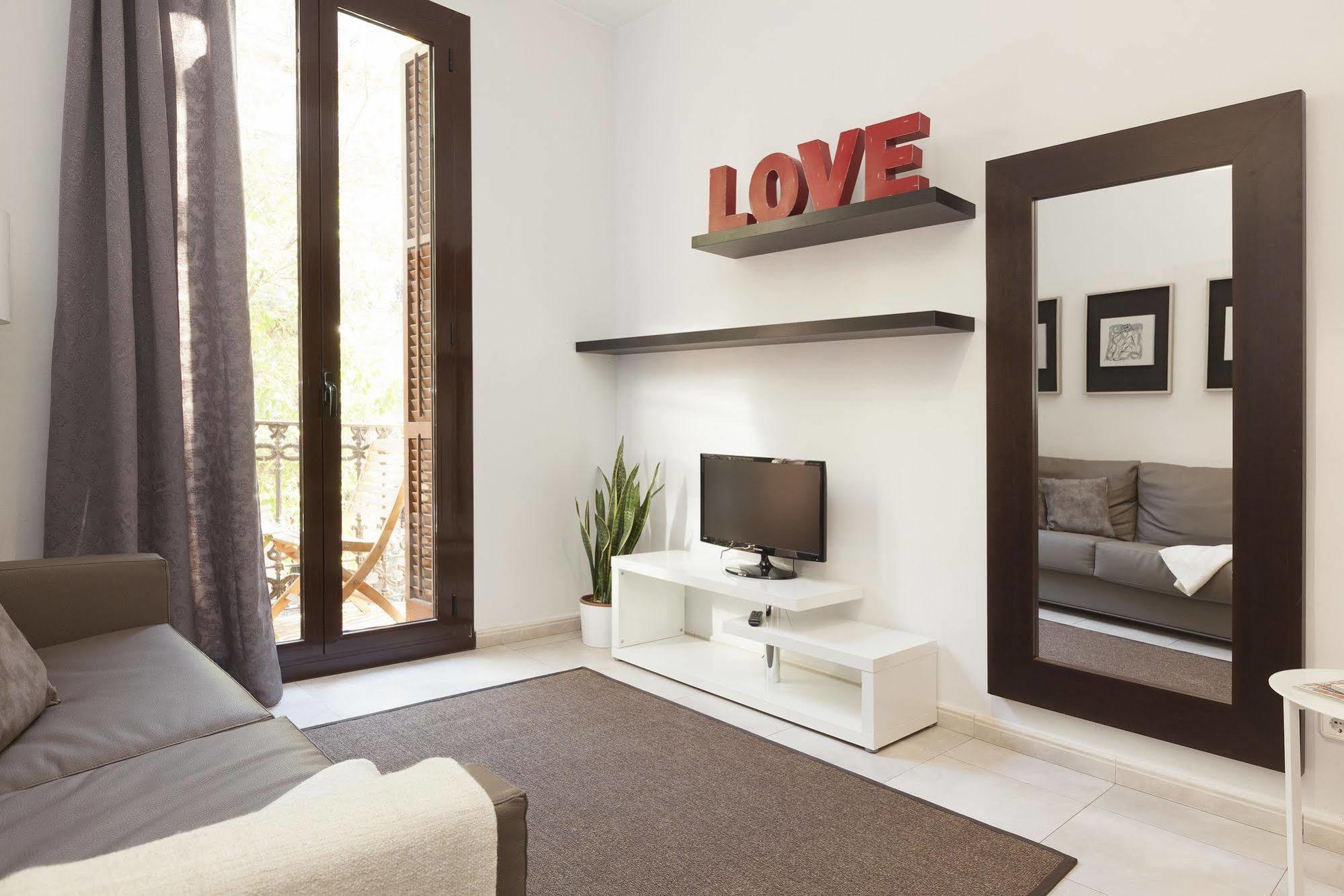 Easy Sleep Gaudi Terrace Apartment Барселона Екстериор снимка