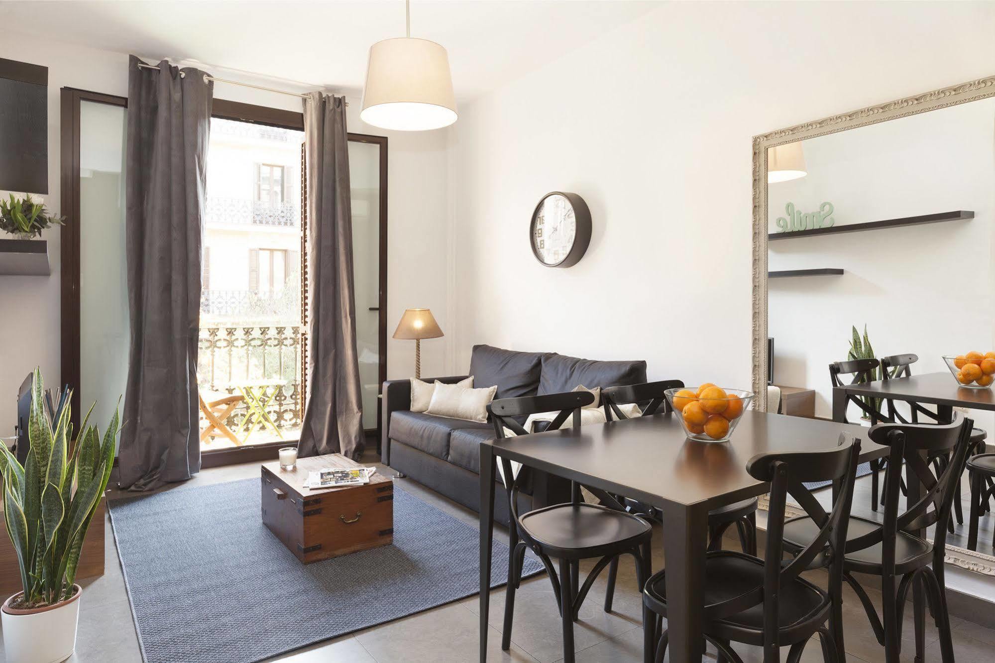 Easy Sleep Gaudi Terrace Apartment Барселона Екстериор снимка