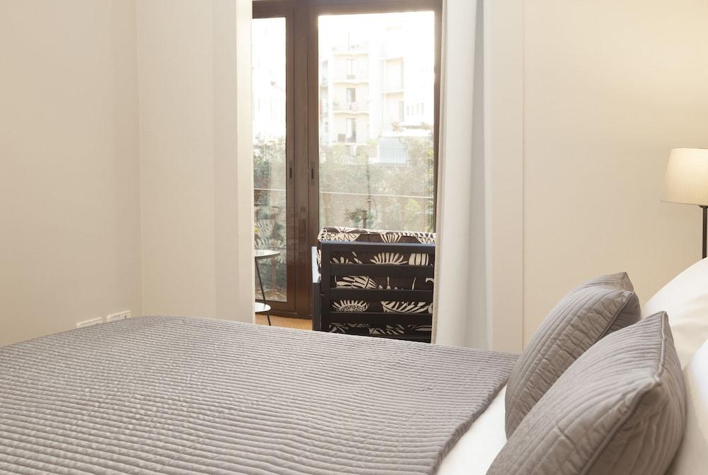 Easy Sleep Gaudi Terrace Apartment Барселона Екстериор снимка