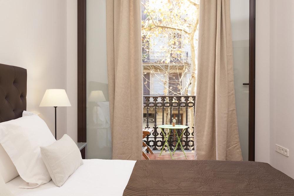 Easy Sleep Gaudi Terrace Apartment Барселона Екстериор снимка