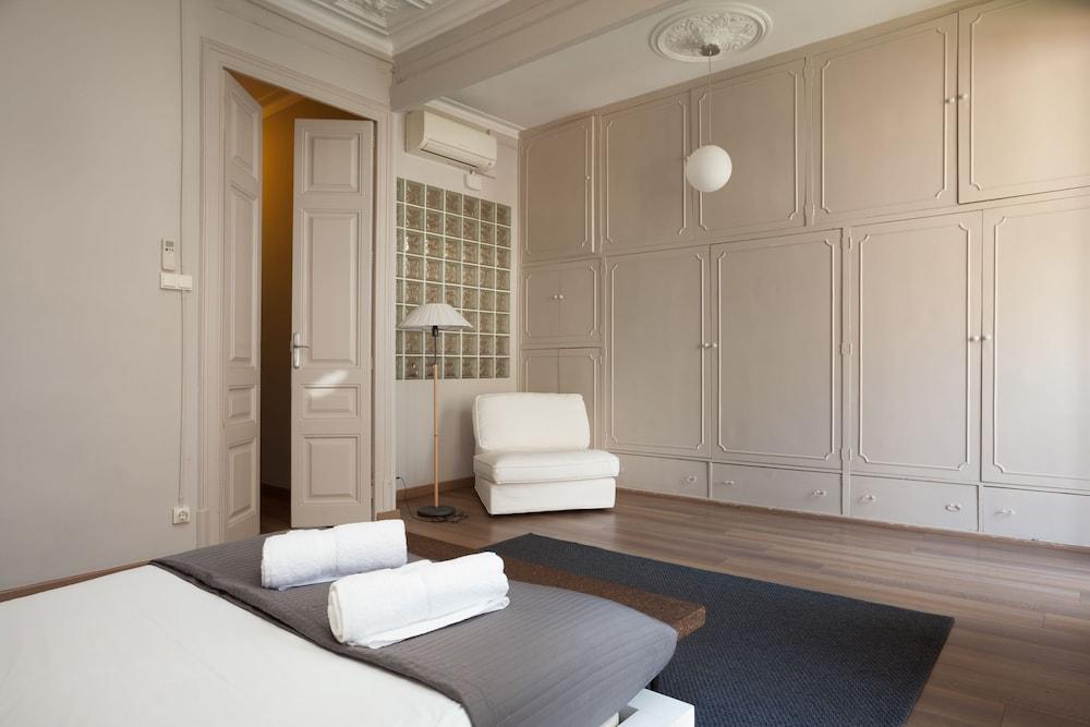 Easy Sleep Gaudi Terrace Apartment Барселона Екстериор снимка