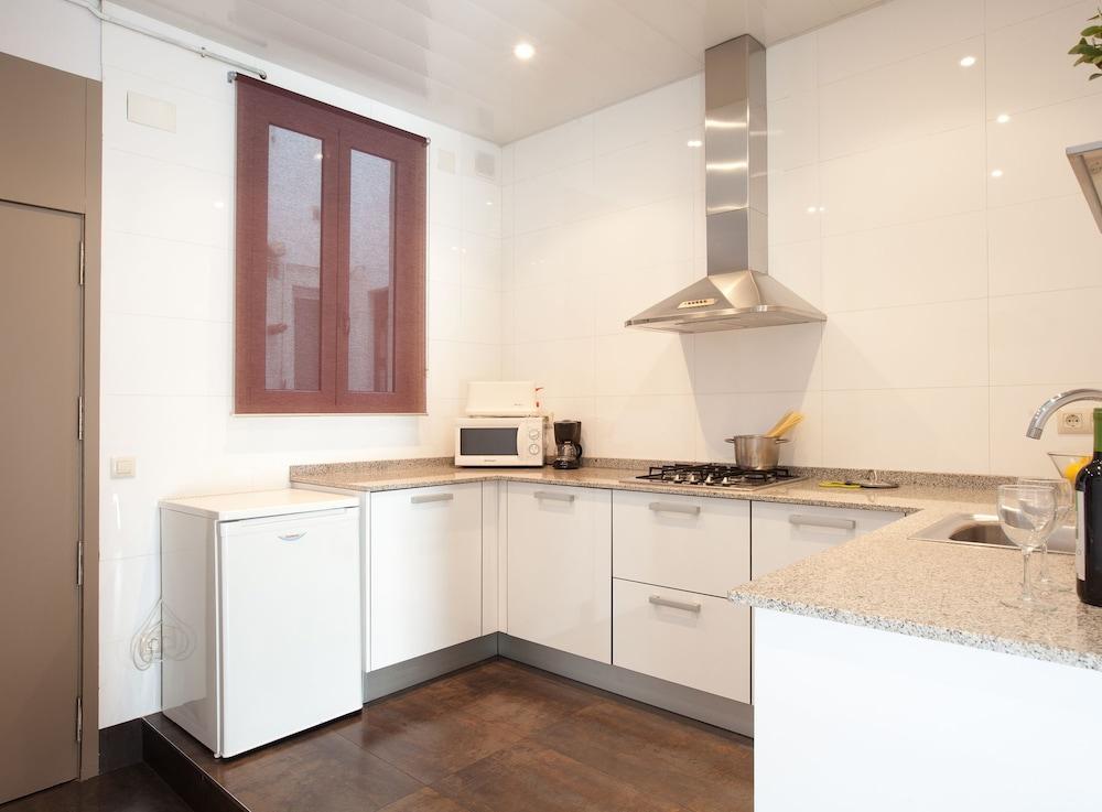 Easy Sleep Gaudi Terrace Apartment Барселона Екстериор снимка