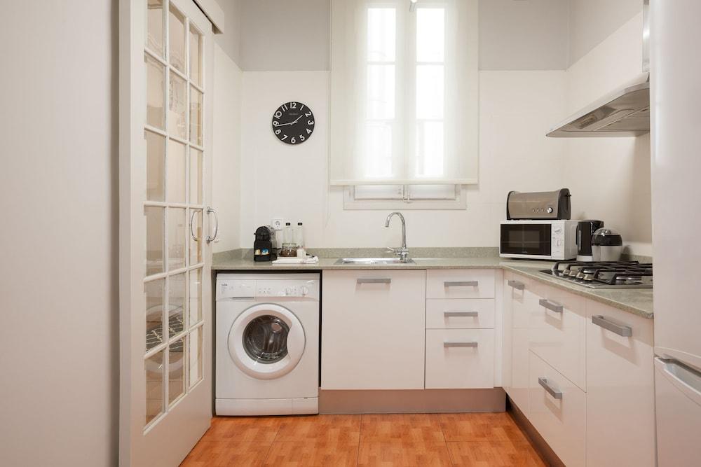 Easy Sleep Gaudi Terrace Apartment Барселона Екстериор снимка