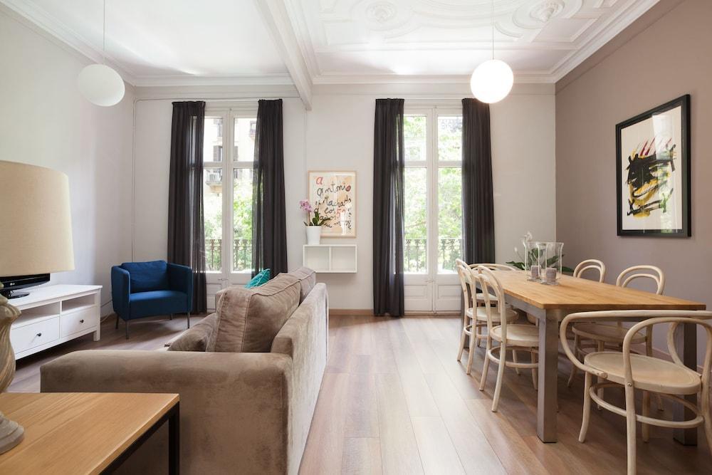 Easy Sleep Gaudi Terrace Apartment Барселона Екстериор снимка